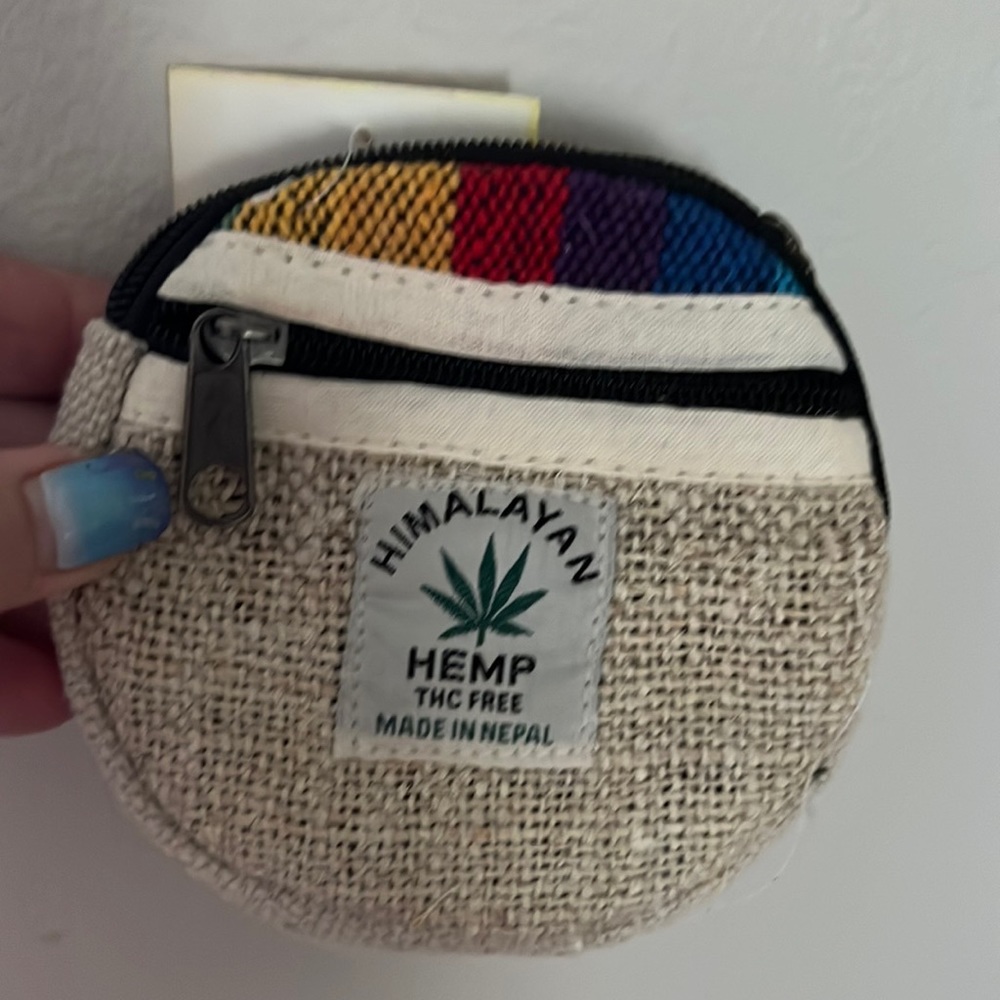 Napal Himalayan Hemp free coin purse. NWT by Rising International